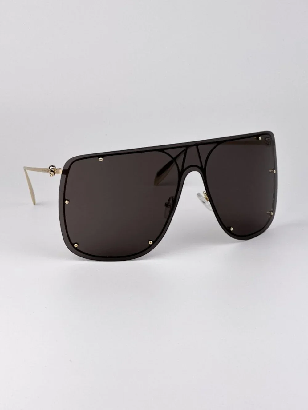 Alexander McQueen Men’s Sunglasses Gold Grey Shield AM0313S 001 NEW AUTHENTIC